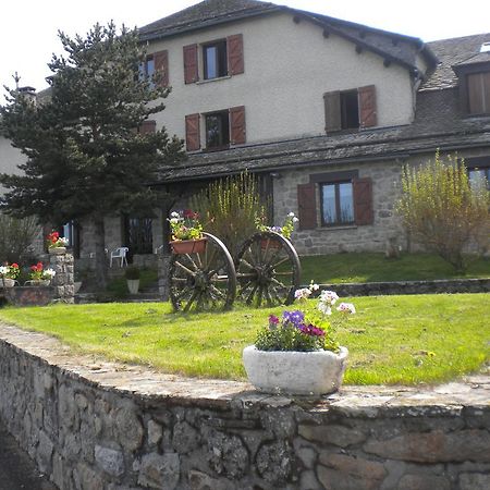 Hotel La Randonnee Nasbinals Bagian luar foto