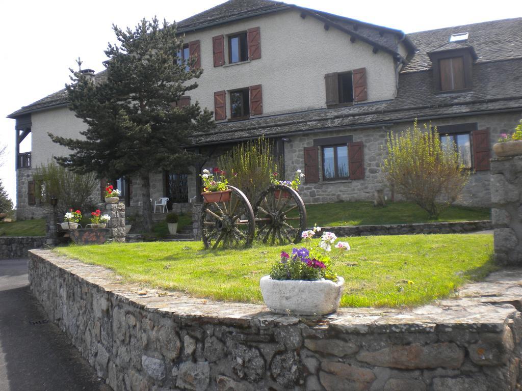 Hotel La Randonnee Nasbinals Bagian luar foto